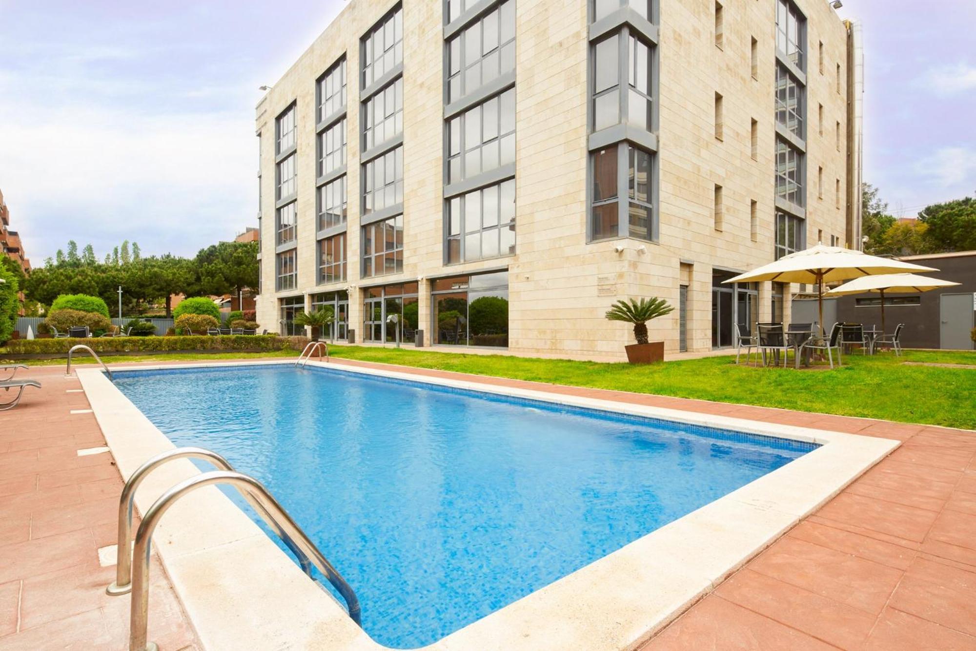 קורנלה דה יוברגאט Sercotel Cornella Barcelona מראה חיצוני תמונה