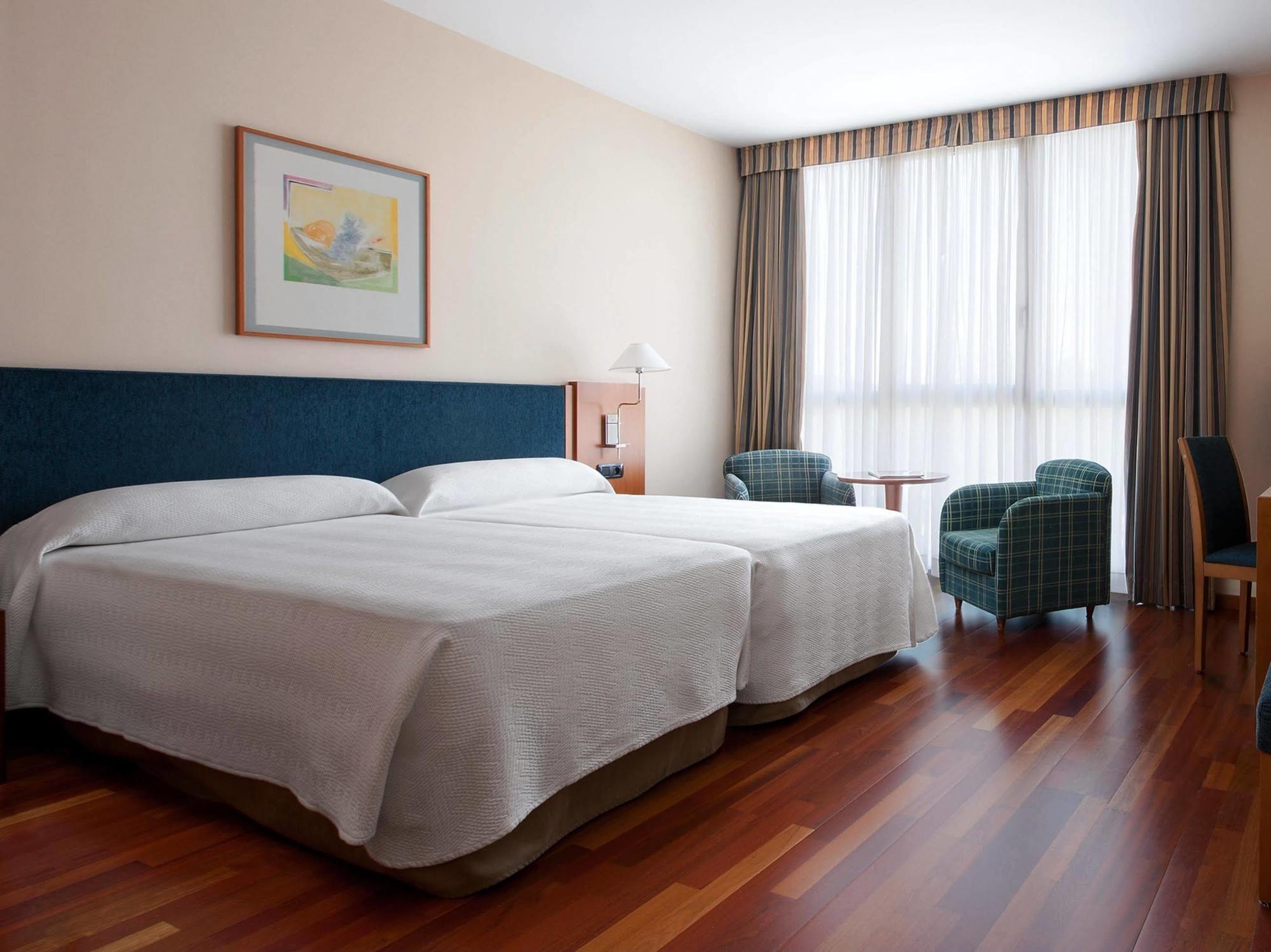 קורנלה דה יוברגאט Sercotel Cornella Barcelona מראה חיצוני תמונה