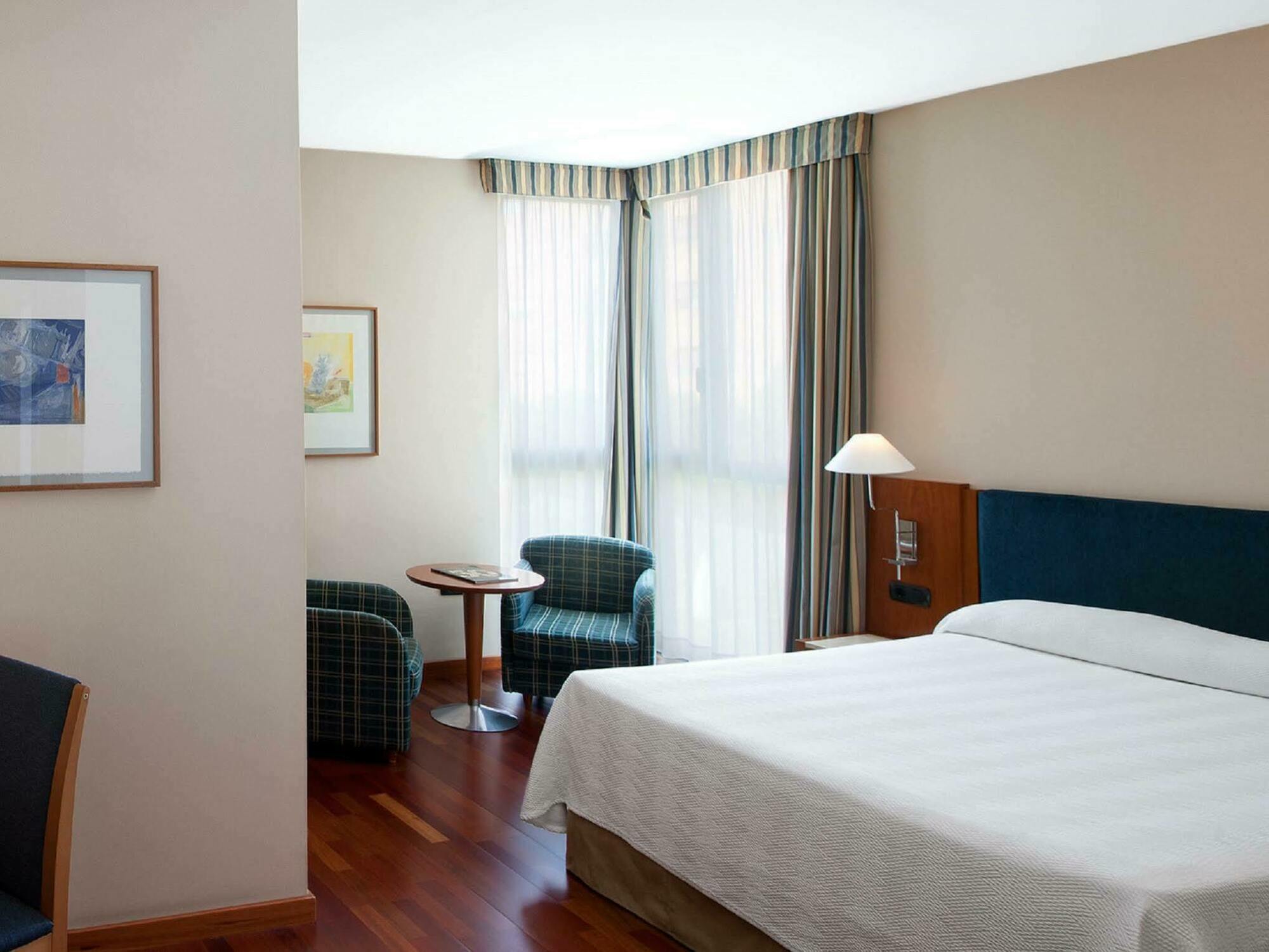 קורנלה דה יוברגאט Sercotel Cornella Barcelona מראה חיצוני תמונה